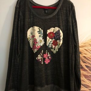 Torrid flower ❤️ peace sign pull over